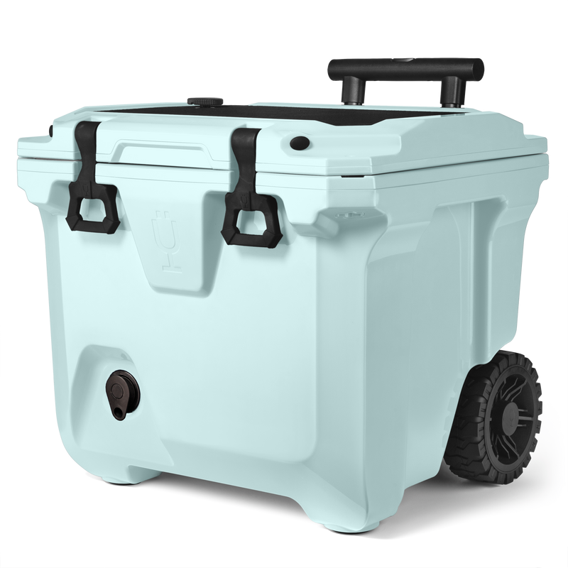 Br Tank 35-Quart Rolling Cooler | Blue Agave - Roadtrip Expedition